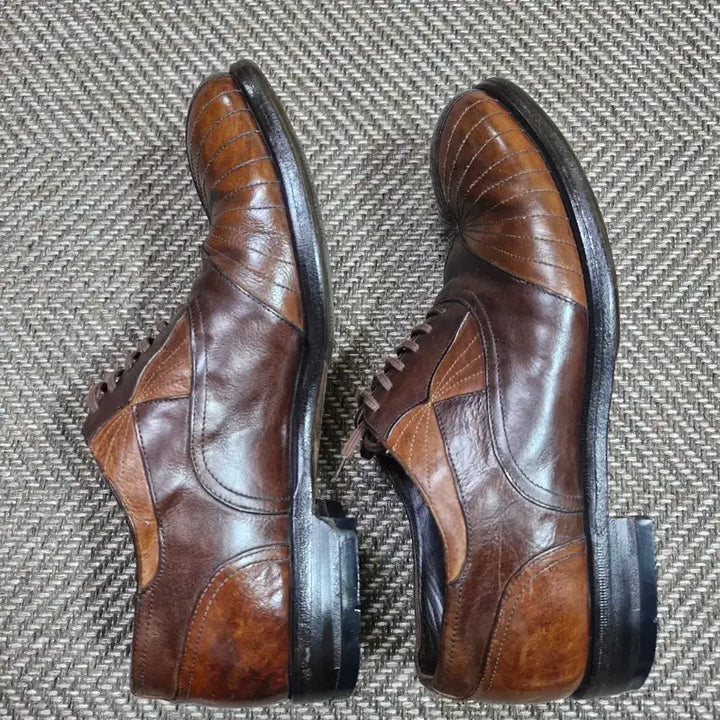 [BUNJANG] Bottega Veneta Leather Shoes / 보테가 베네타 구두 260
