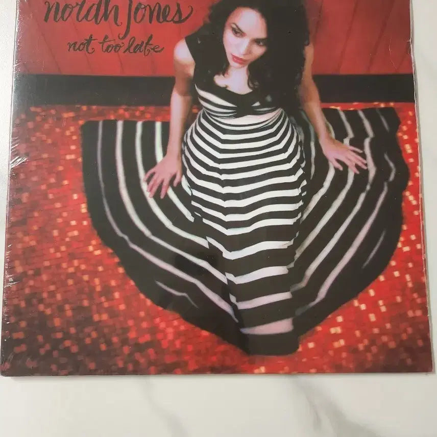 [BUNJANG] Norah Jones Not Too Late LP Vinyl Record / 노라존스 Not Too Late LP 바이닐 음반 새상품