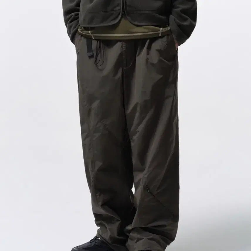 [BUNJANG] Musinsa Standard City Leisure Structured Belted Pants Mud Gray / [29] 무신사 스탠다드 시티 레저 스트럭처드 벨티드 팬츠 머드 그레이