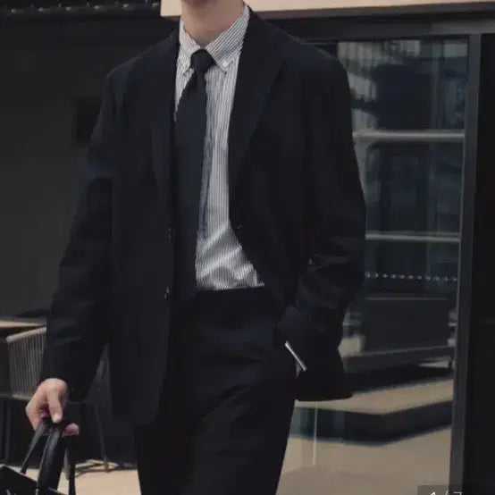 [BUNJANG] Hazzys Commuter Black Setup Suit / Hazzys 헤지스 정장 커뮤터(포터리감성) 블랙 셋업(105/34)