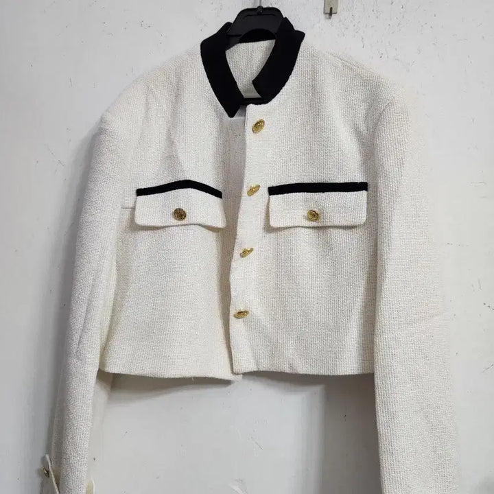 [BUNJANG] Ivory Tweed Black Crop Jacket / 아이보리 트위드 블랙 배색 크롭 자켓