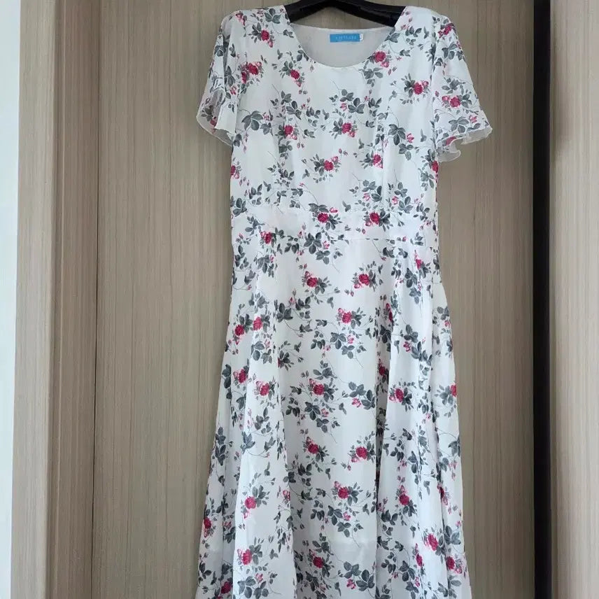 [BUNJANG] Flower Print Midi Dress / 플라워 미디 원피스