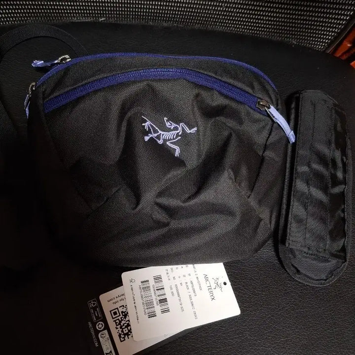 [BUNJANG] Arc'teryx Mantis 2 Waistpack Black/Soulsonic / 아크테릭스 맨티스2 웨이스트팩 블랙/소울소닉