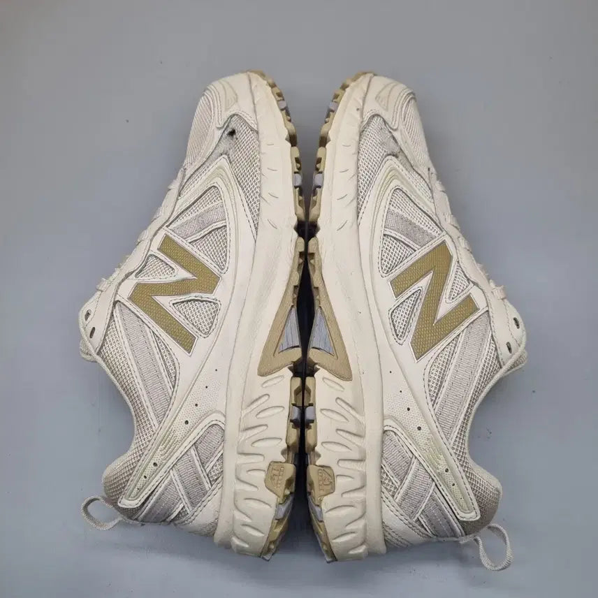 [BUNJANG] New Balance 410 v5 Men's Sneakers / 뉴발란스 410 v5 남성운동화260