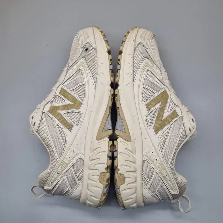 [BUNJANG] New Balance 410 v5 Men's Sneakers / 뉴발란스 410 v5 남성운동화260