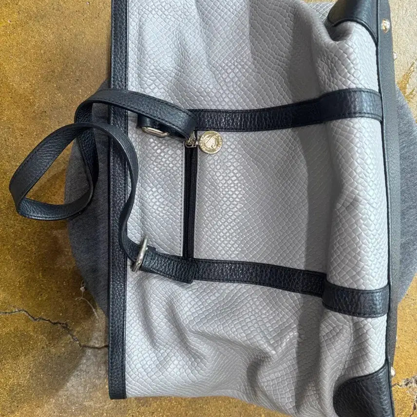 [BUNJANG] Sisley Gray Snake-Embossed Tote Bag / 시슬리 회색 뱀피 토트백