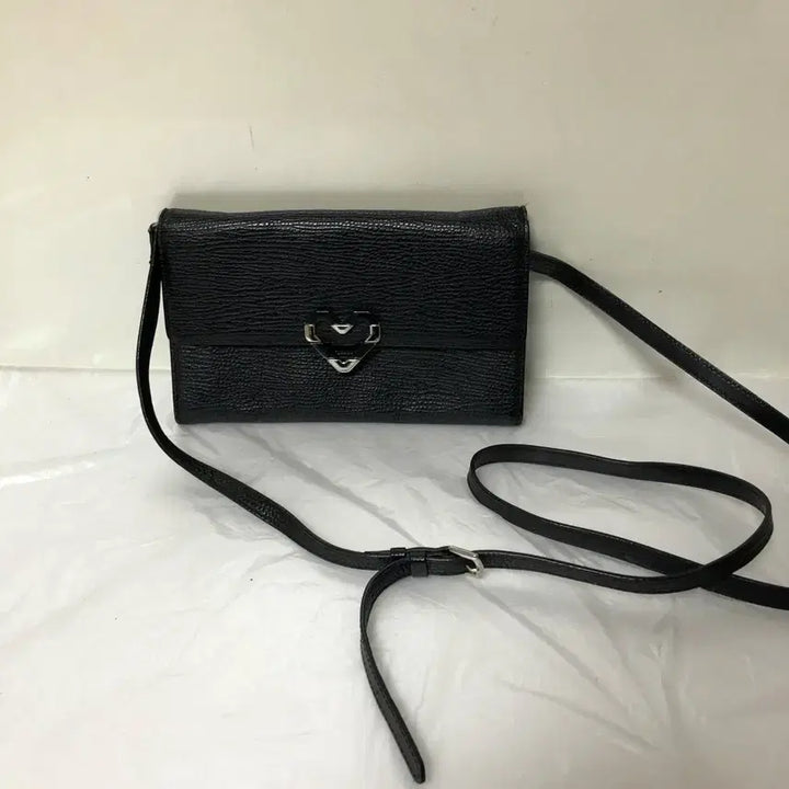 [BUNJANG] Lovecat Crossbody Bag / 러브캣 크로스백@9905