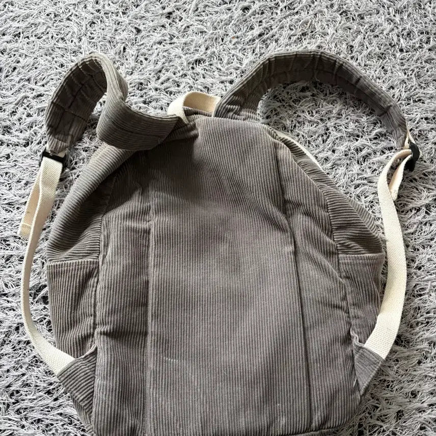 [BUNJANG] NEIKIDNIS Corduroy Backpack / 네이키드니스 NEIKIDNIS 코듀로이 백팩 가방 회색