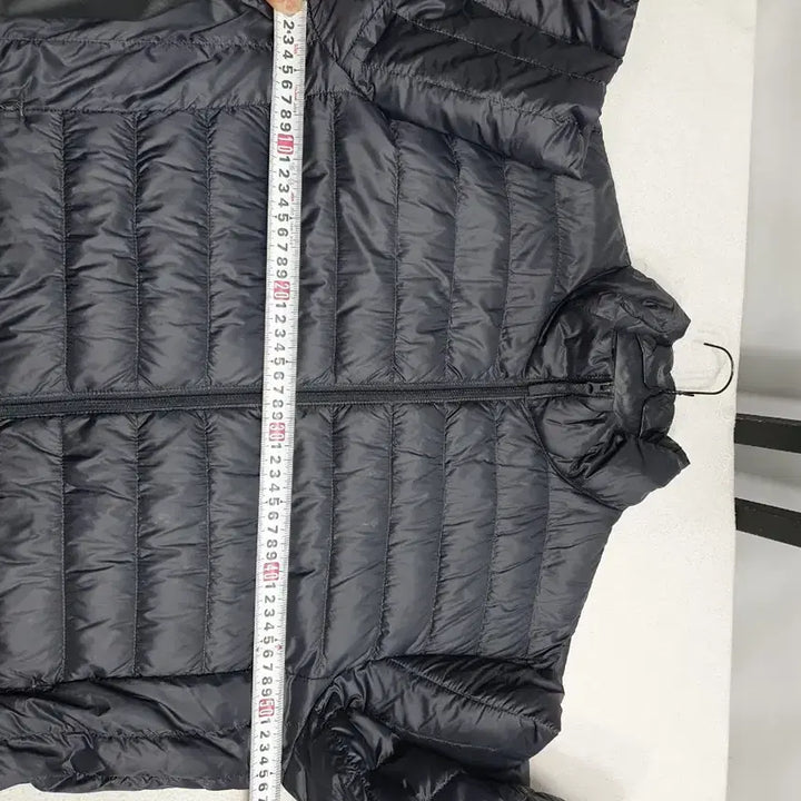 [BUNJANG] Uniqlo Lightweight High Neck Down Jacket - L / 유니클로 경량 패딩 하이넥 다운 자켓 L