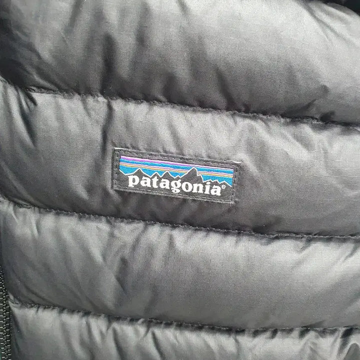 [BUNJANG] Patagonia Down Sweater Vest Black / 파타고니아 경량 패딩 조끼 다운스웨터 베스트 블랙 m