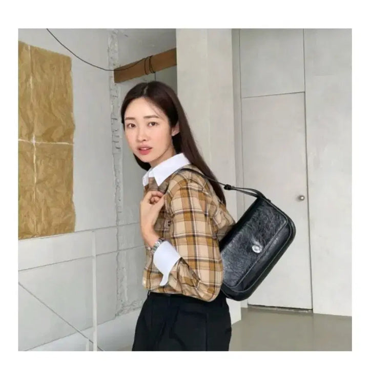 [BUNJANG] OSTKAKA KADEL Bag - Black Shoulder Bag / 오스트카카 카델백_블랙