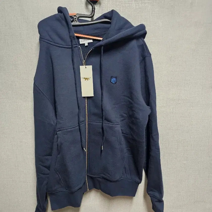 [SOLD OUT] 메종키츠네 네이비 후드집업xl