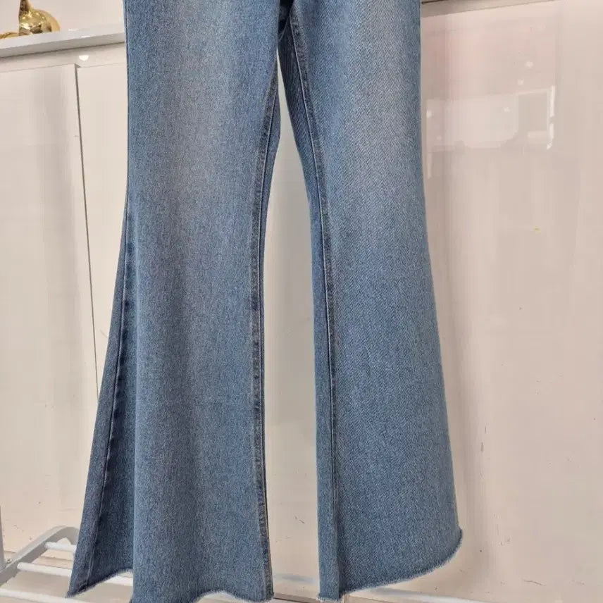 [BUNJANG] High-Waisted Bootcut Jeans / 키큰여자 롱 부츠컷 청바지 하이웨스트 탄탄한 데님 팬츠 108cmㅡ무배