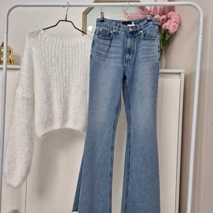 [BUNJANG] High-Waisted Bootcut Jeans / 키큰여자 롱 부츠컷 청바지 하이웨스트 탄탄한 데님 팬츠 108cmㅡ무배