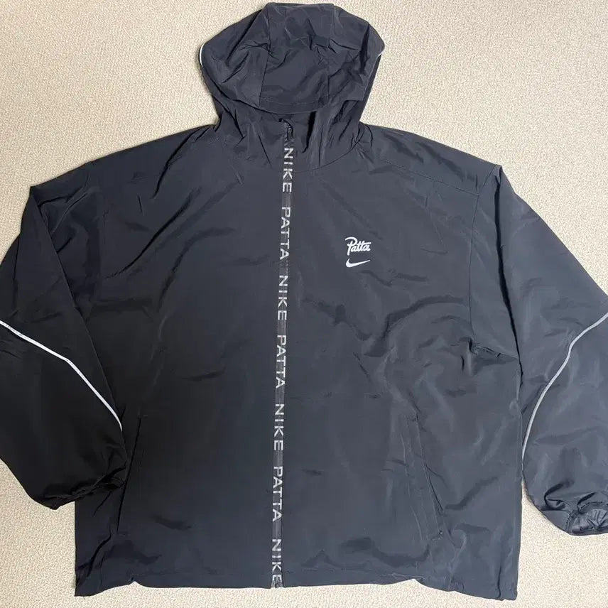 [SOLD OUT] 나이키 x 파타(NIKE x PATTA) 러닝 자켓 블랙 XL 새상품