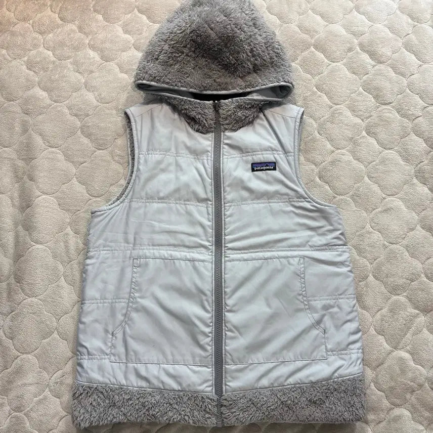 [SOLD OUT] [M] 파타고니아 우먼스 플리스 베스트 리버시블 보아후디