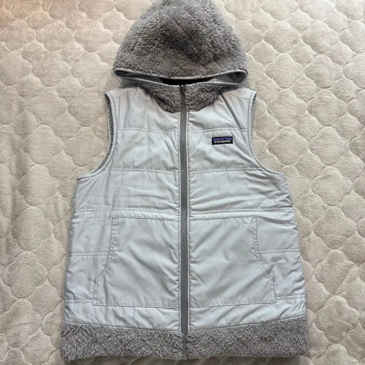 [SOLD OUT] [M] 파타고니아 우먼스 플리스 베스트 리버시블 보아후디