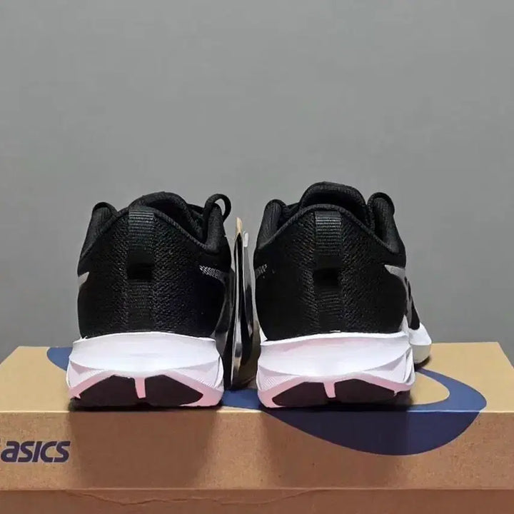 [BUNJANG] Asics Versablast 2 Sneakers (Black & White) 230mm / 아식스 운동화 230 [새상품]