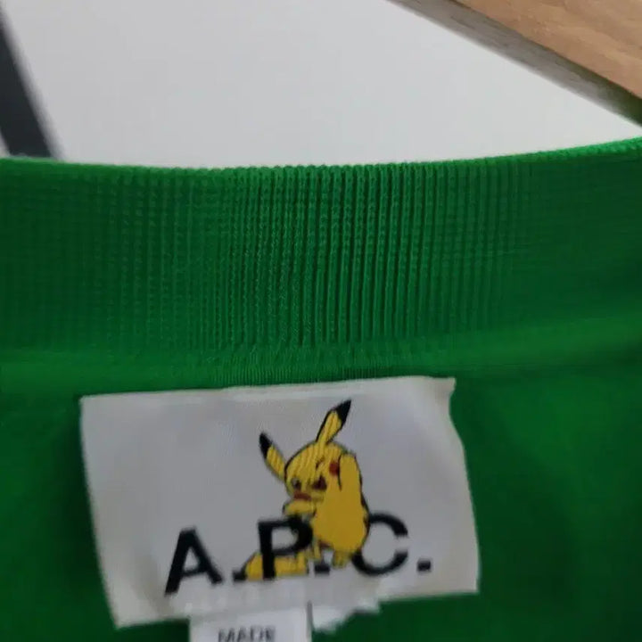 [BUNJANG] Apeace Pokemon Men's T-shirt / 아페써 포켓몬 남성티셔츠