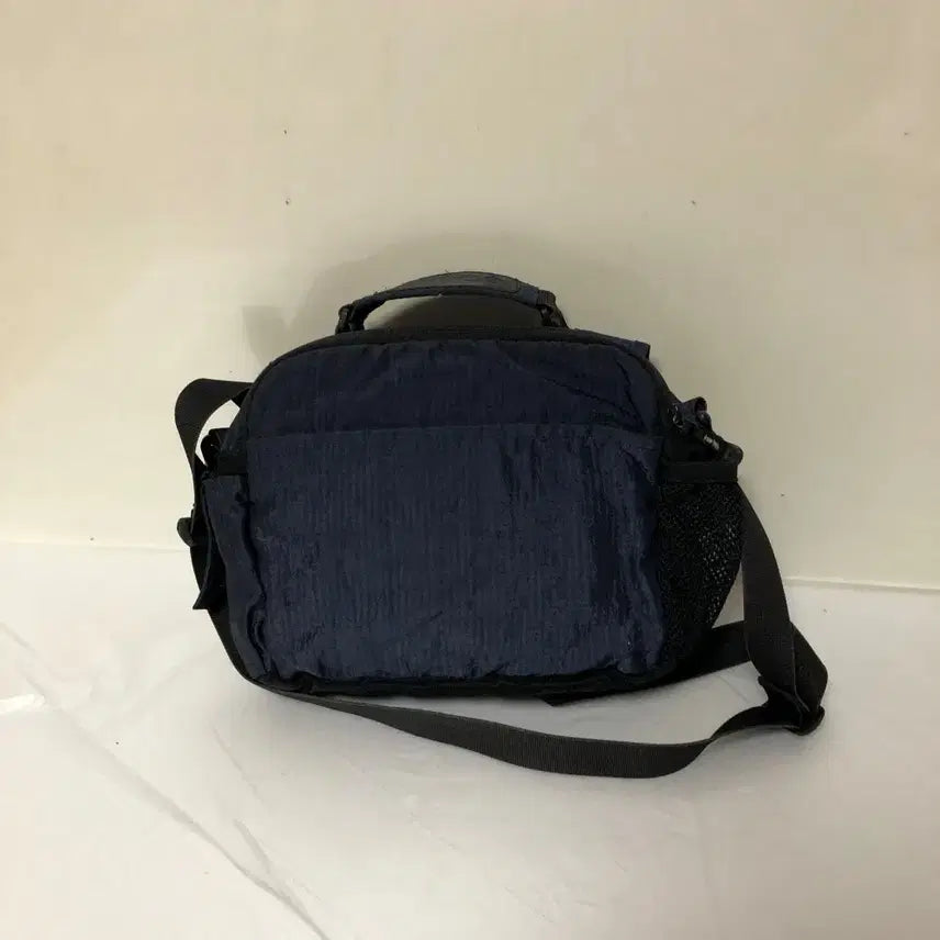 [BUNJANG] Columbia Crossbody Bag / 컬럼비아 크로스백@9910