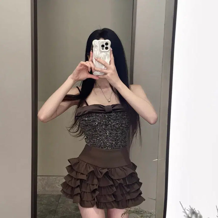 [BUNJANG] High-Quality Velvet Ribbon Sequin Tweed Smocked Top / [새상품/고퀄/수입의류]벨벳 리본 펄 스팽글 트위드 스모크탑 나시