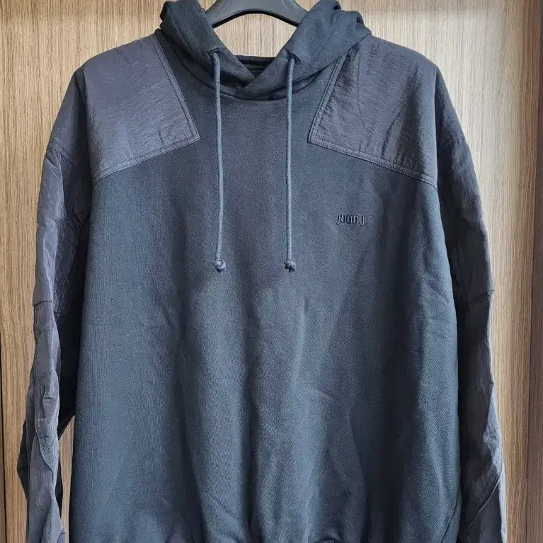 [BUNJANG] Juun.J Black Two-Tone Nylon Hooded T-shirt M / 준지 블랙 투톤 나일론 후드티 M
