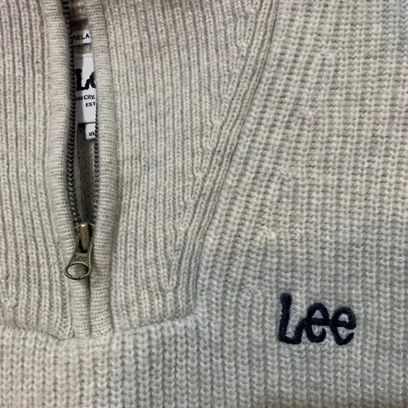 [SOLD OUT] S LEE 리 쿼터 하프 반집업 오트밀 니트