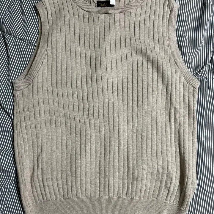 [BUNJANG] Tropical Clothing Cotton Vest Beige / 트로피클로딩 코튼 베스트 40