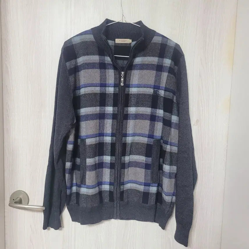 [BUNJANG] Burberry Check Pattern Wool Knit Zip-up Cardigan / 버버리 체크 패턴 울 니트 집업 가디건