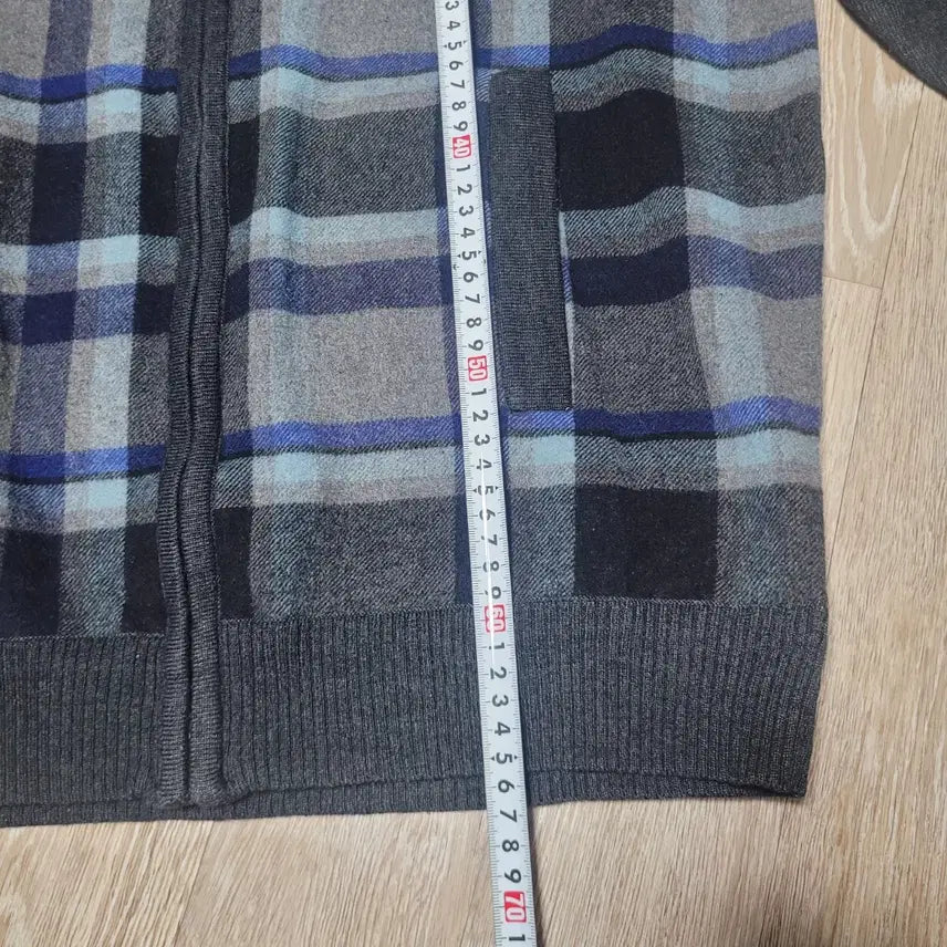 [BUNJANG] Burberry Check Pattern Wool Knit Zip-up Cardigan / 버버리 체크 패턴 울 니트 집업 가디건