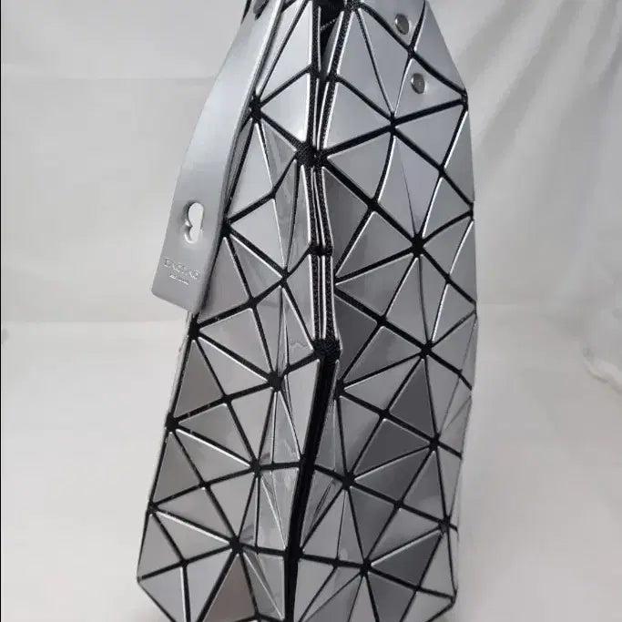 [BUNJANG] Bao Bao Issey Miyake Lucent Silver Tote Bag / 정품 바오바오 이세이미야케 루센트 실버 토트백