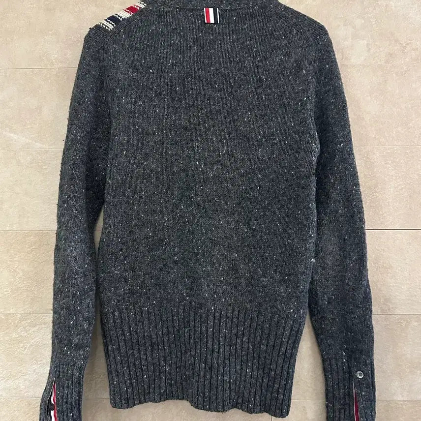 [SOLD OUT] 톰브라운 4-바 스트라이프 울 가디건