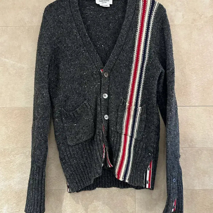 [SOLD OUT] 톰브라운 4-바 스트라이프 울 가디건