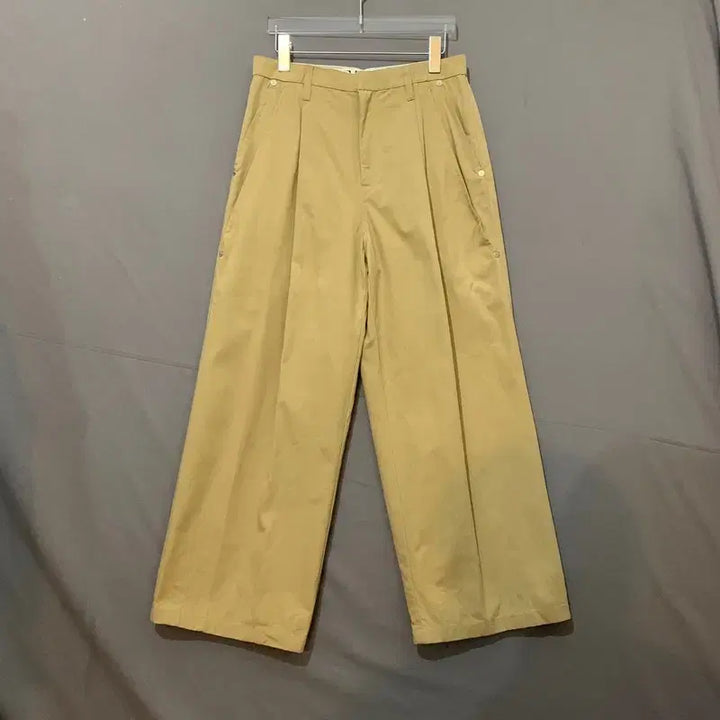 [BUNJANG] S SATUR One-Tuck Vinales Rivet Wide Pants / S SATUR 세터 원턱 비날레스 리벳 와이드 팬츠