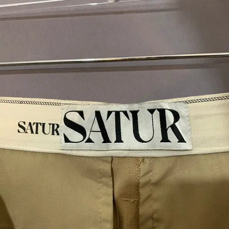 [BUNJANG] S SATUR One-Tuck Vinales Rivet Wide Pants / S SATUR 세터 원턱 비날레스 리벳 와이드 팬츠