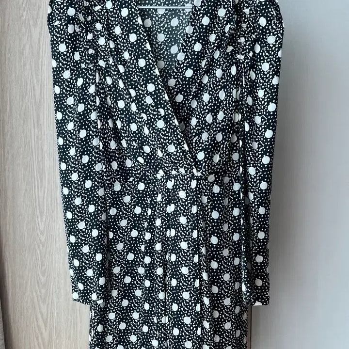 [BUNJANG] Sandro Black Dot Long Sleeve Dress Size 36 / 산드로 블랙 도트 긴팔 원피스 36사이즈