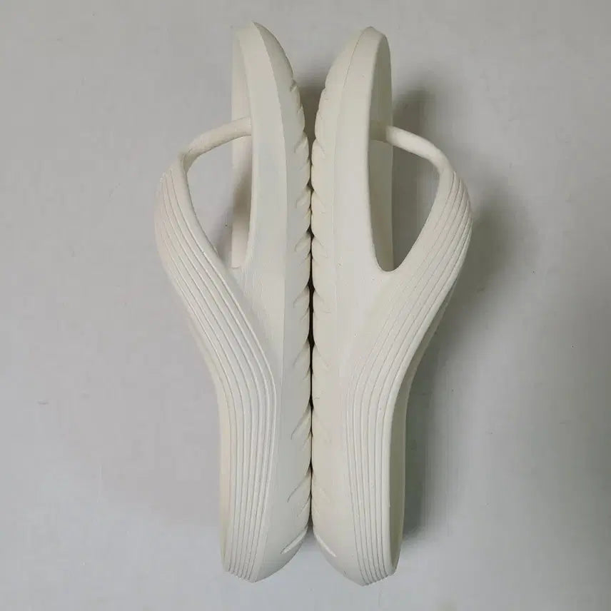 [BUNJANG] Adidas Flip-Flops (255mm) / (무료배송) 255mm 아디다스 쪼리