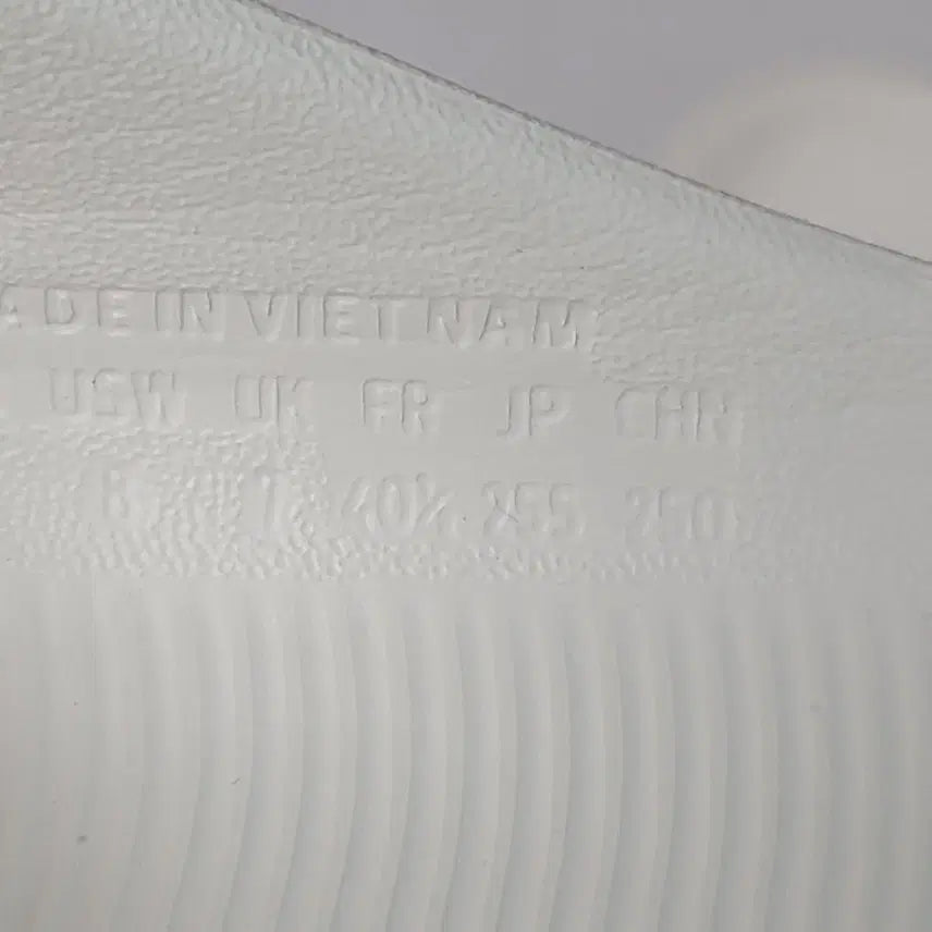 [BUNJANG] Adidas Flip-Flops (255mm) / (무료배송) 255mm 아디다스 쪼리