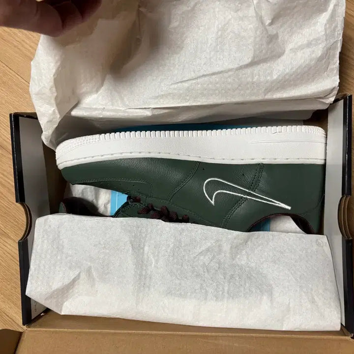 [BUNJANG] Nike Air Force 1 Low Hong Kong Deep Forest Sneakers / (285) 나이키 에어 포스 원 로우 홍콩 깊은숲