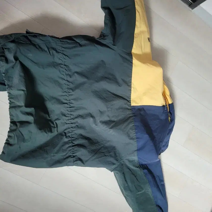 [BUNJANG] Nautica Windbreaker Jacket / 노티카 바람막이