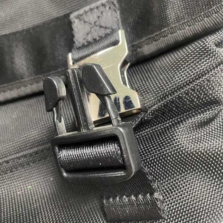 [BUNJANG] Lacoste KOME Messenger Bag (B294) / 라코스테 KOME(코메) 메신저백(B294)