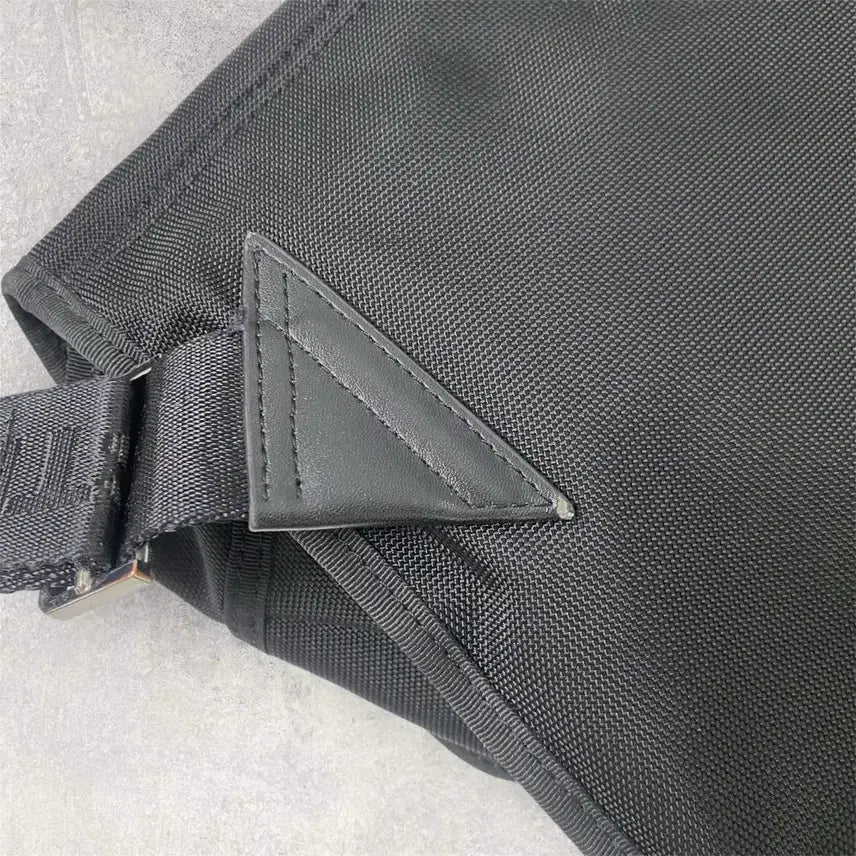 [BUNJANG] Lacoste KOME Messenger Bag (B294) / 라코스테 KOME(코메) 메신저백(B294)