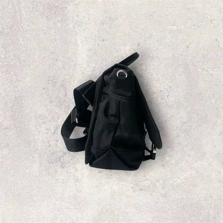 [BUNJANG] Lacoste KOME Messenger Bag (B294) / 라코스테 KOME(코메) 메신저백(B294)
