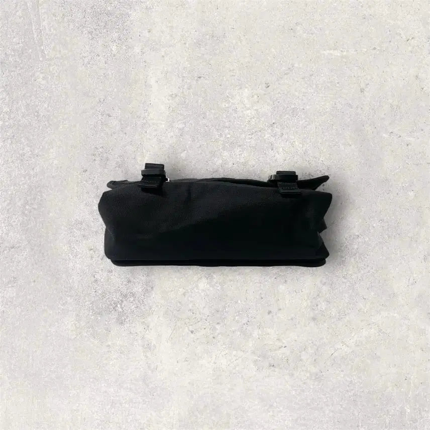 [BUNJANG] Lacoste KOME Messenger Bag (B294) / 라코스테 KOME(코메) 메신저백(B294)