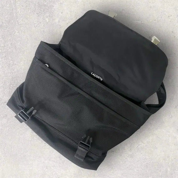 [BUNJANG] Lacoste KOME Messenger Bag (B294) / 라코스테 KOME(코메) 메신저백(B294)