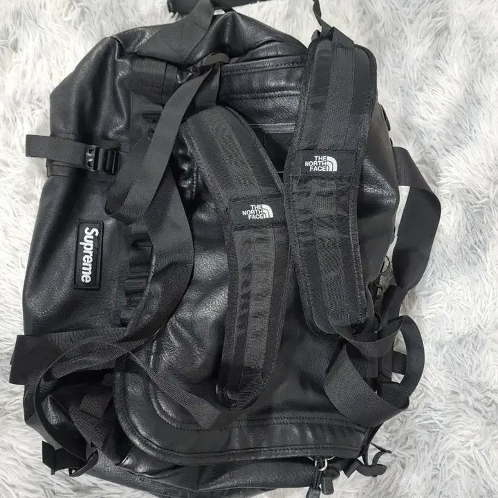 [BUNJANG] Supreme x The North Face Leather Backpack Black / 슈프림 x 노스페이스 가방 블랙