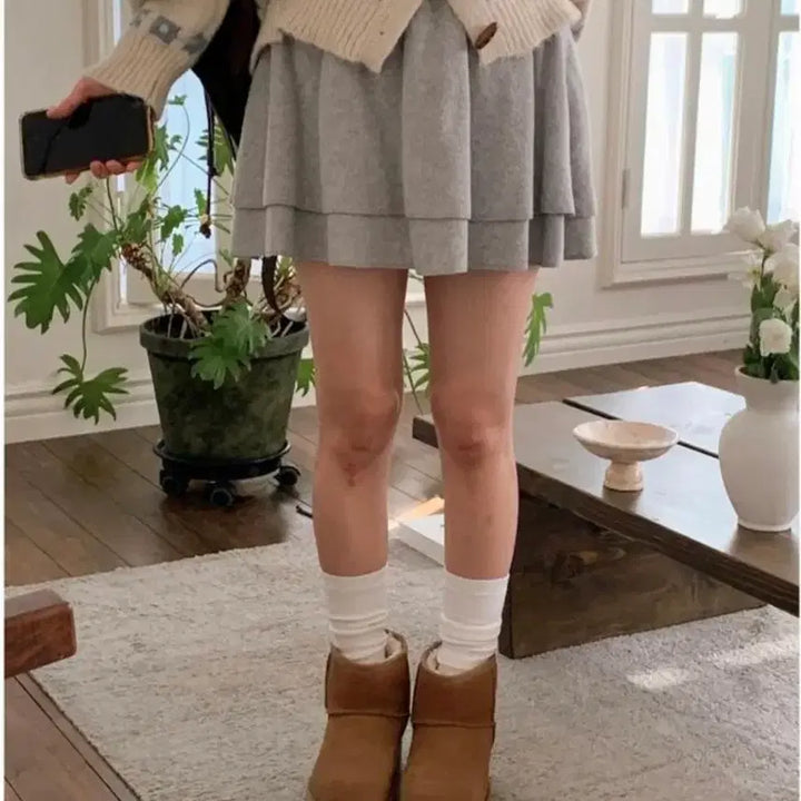 [BUNJANG] Shopperland Fure Flare Brushed Double Mini Skirt / 쇼퍼랜드 퓨레 플레어 기모 더블 미니스커트
