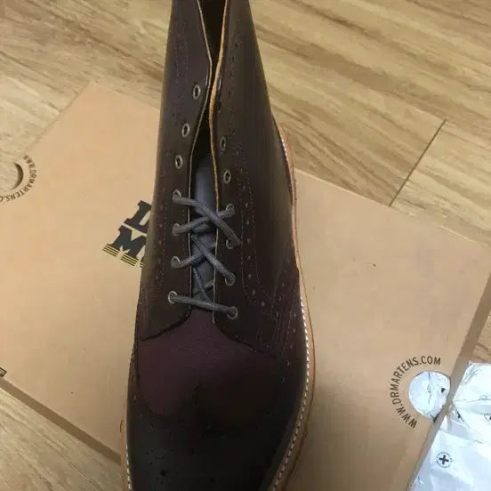 [BUNJANG] Dr. Martens Bentley Burgundy Wingtip Shoes / 닥터마틴 벤틀리 버건디 260