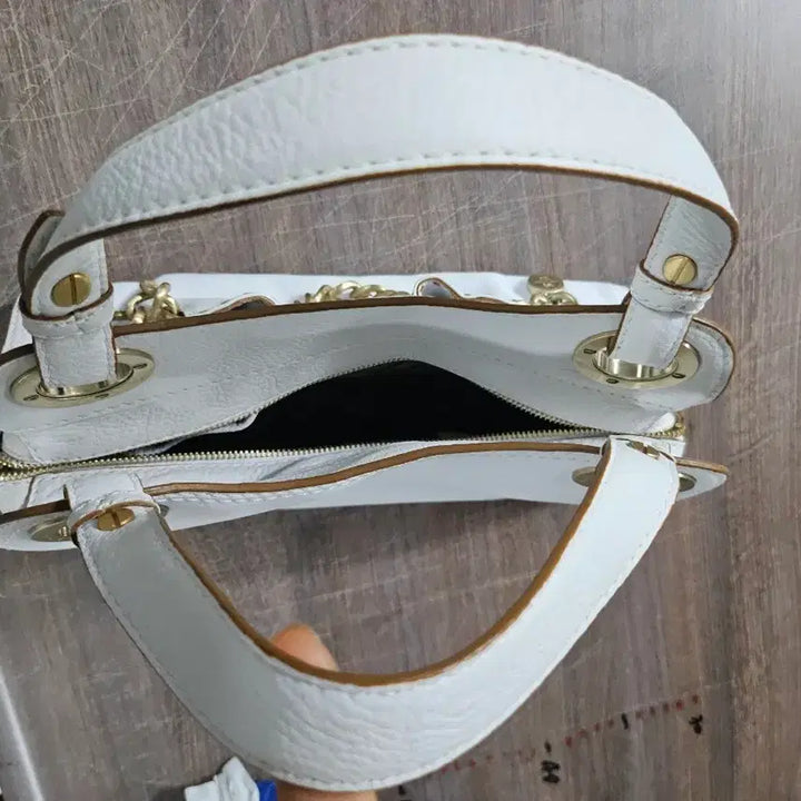 [SOLD OUT] LANCEL 란셀 프랑스 명품 화이트 가죽 토드백