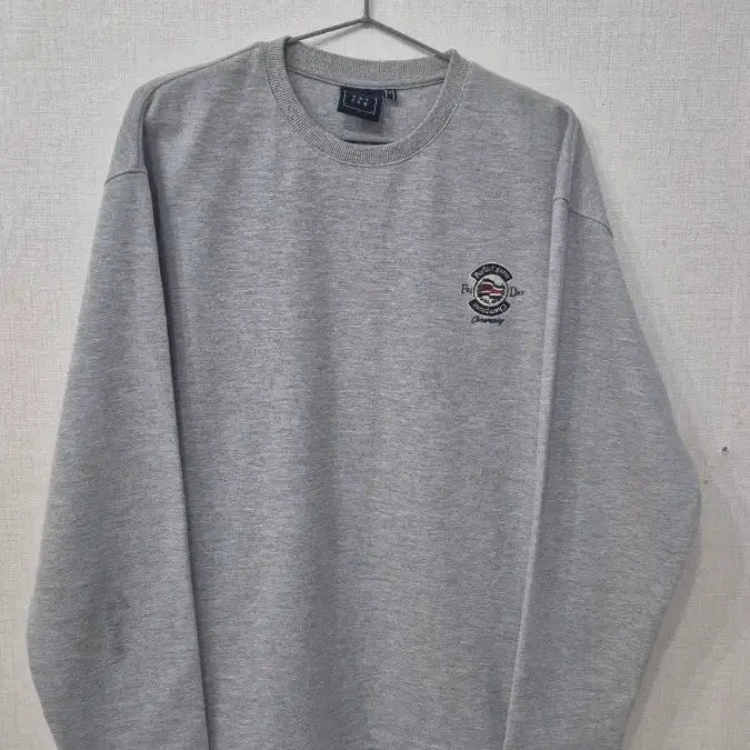 [BUNJANG] Romantic Crown Gray T-shirt / 로맨틱크라운그레이  티셔츠